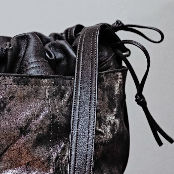 Rough & Tumble -Baby Borough Black with Gilded Pockets & Purple Lining - Picture 13 of 13